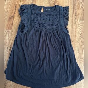 Good condition navy Loft bib style t-shirt size small.